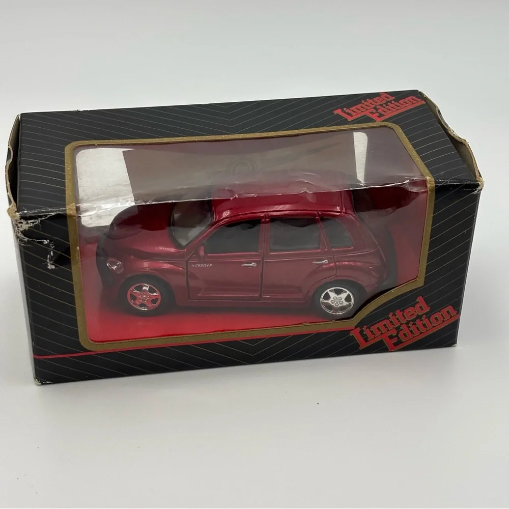 limited edition Chrysler PT Cruiser‎ Die Cast 1/18 Model